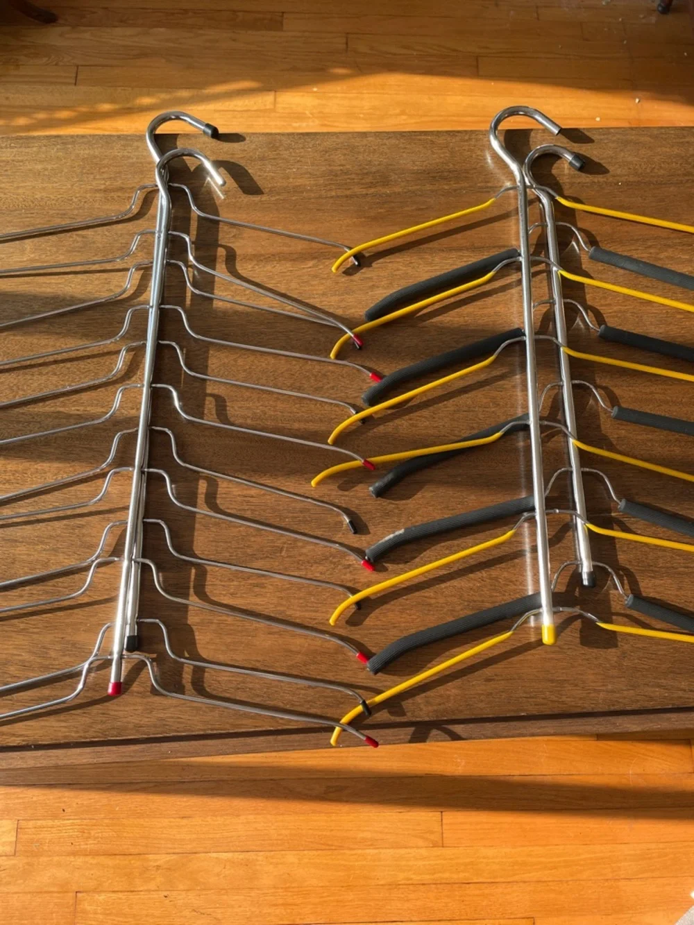 Set of 4 eSpace-Saving Metal Multi Hangers - Yellow & Gray Accents